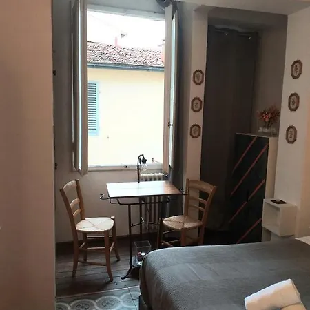 Via Faenza Guest house