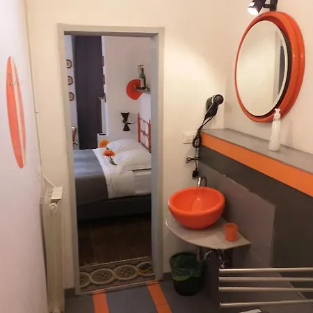 Guest house Via Faenza *