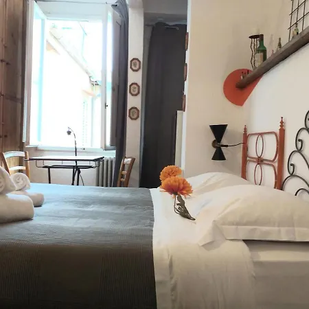 Via Faenza Guest house Florence